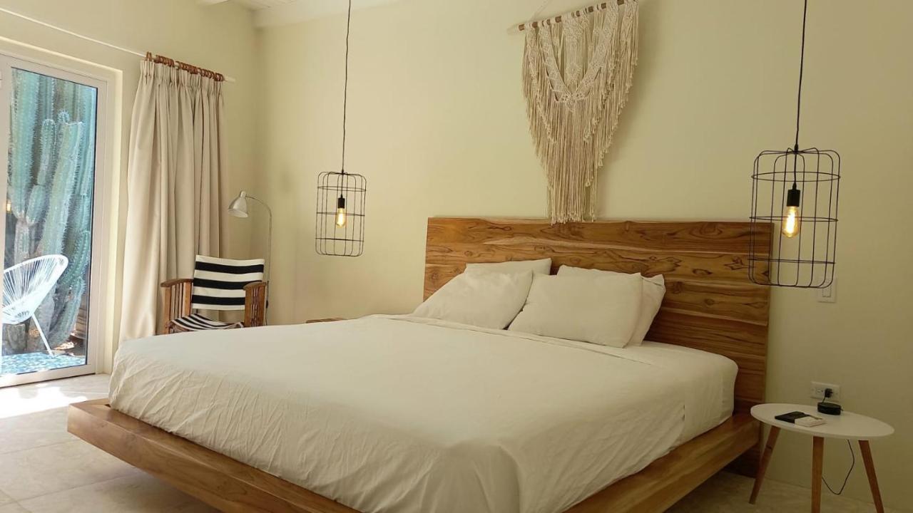 Naima Luxury Home, Cottage & Apartment Rentals Paradera Eksteriør billede